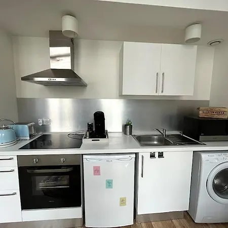 Très Bel à 2 Pas Du Théâtre Sébastopol *